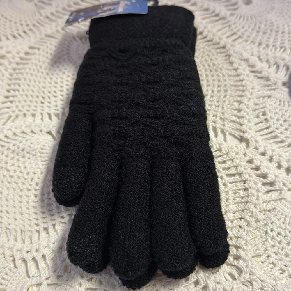 Black Fashion Gloves 90/10 Acrylic Spandex Cozy Plush Faux Fur Lining OS NEW NIP